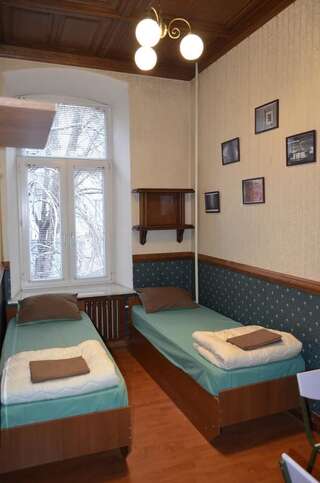 Хостелы Sofa Hostel Полтава Двухместный номер с 1 кроватью или 2 отдельными кроватями (для 1-2 взрослых)-3